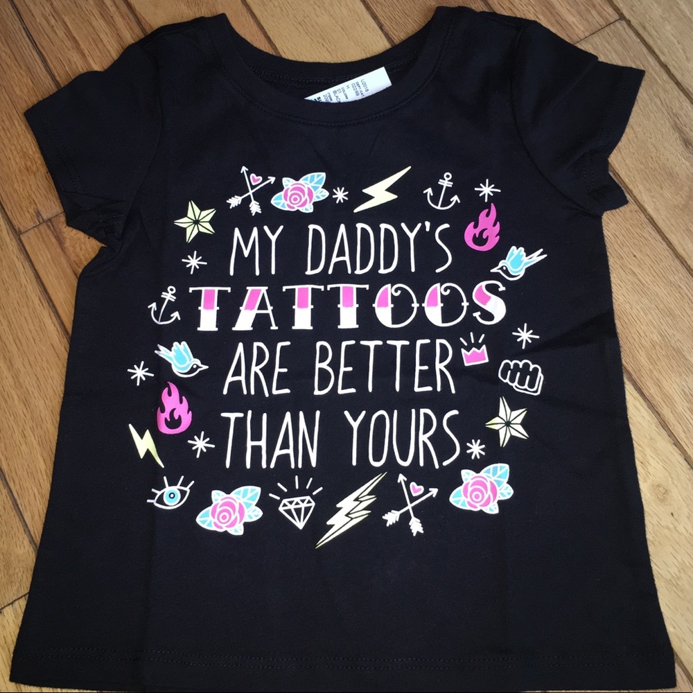 ⭐️DADDY’S TATTOOS TEE